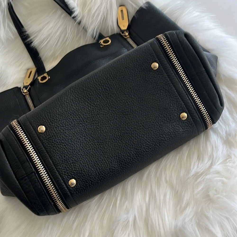 SALVATORE FERRAGAMO GANCINI SUZANNE TOTE PEBBLED LEATHER SHOULDER HANDBAG - Picture 10 of 12